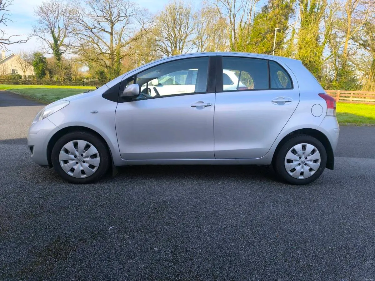 10 TOYOTA YARIS 1.33LUNA just NCT d - Image 3