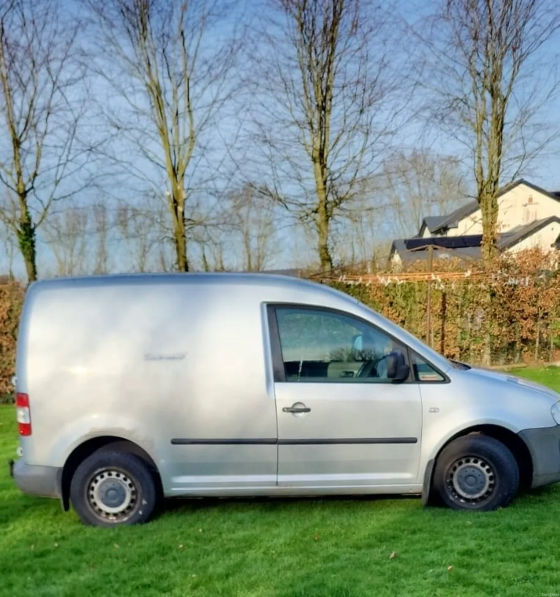 Volkswagen Caddy 1.9 TDI (2006) - Image 2