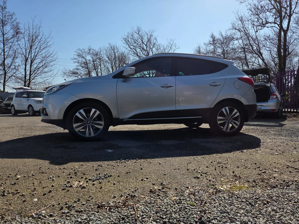 High Spec Hyundai ix35 NCT Warranty - Image 6