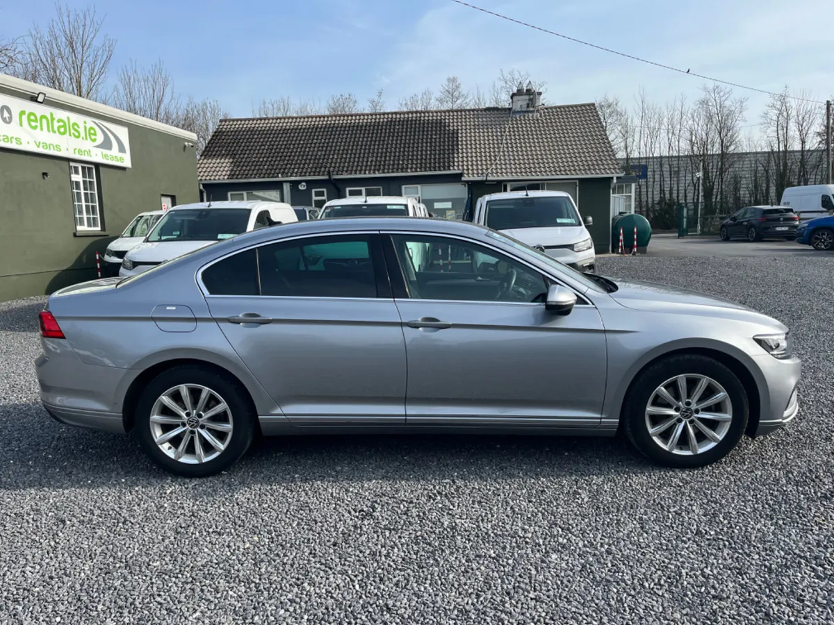 Volkswagen Passat Business Auto (1 Owner) - Image 2