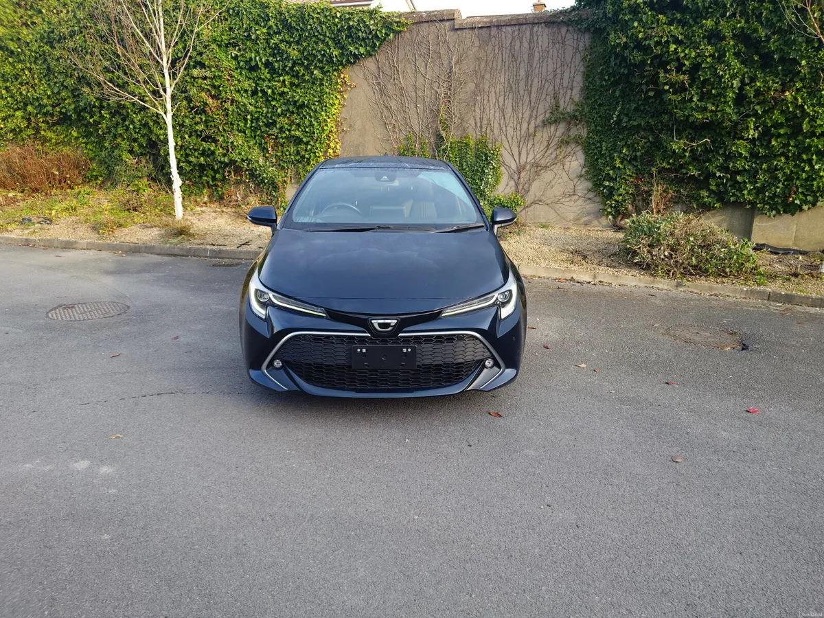 Toyota Corolla Sport 1.2 ltr Manual  G style - Image 2