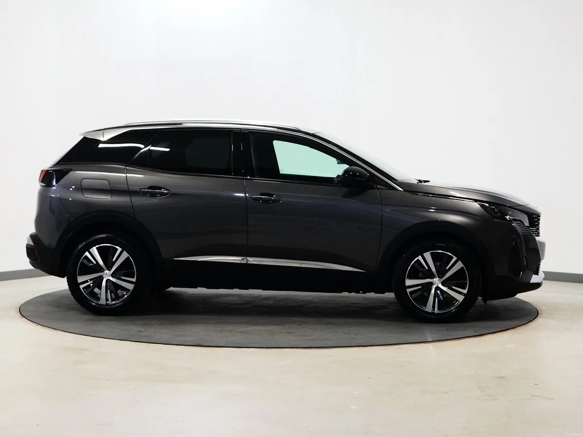 *50* 2023 Peugeot 3008 1.2 ALLURE AUTO - Image 3