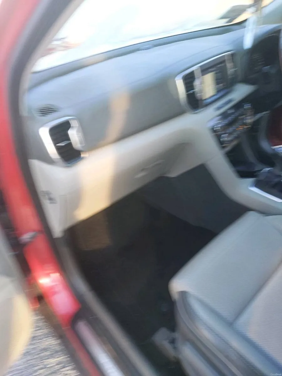 Car for sale - Image 1