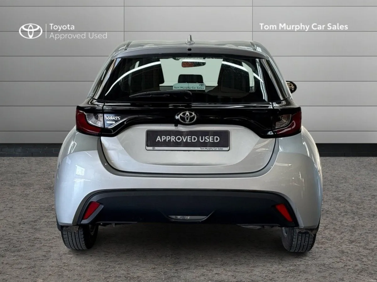 Toyota Yaris YARIS 1.0 LUNA MANUAL - Image 4