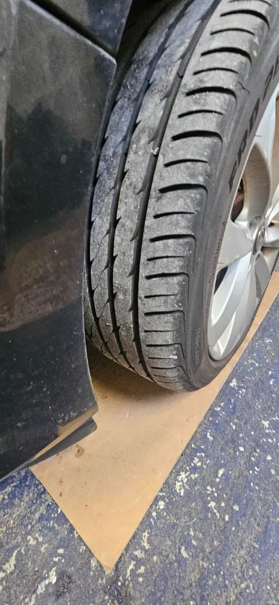 Vauxhall Astra 2012 - Image 3