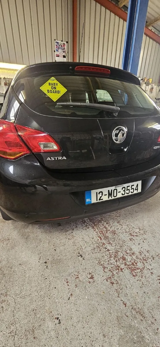 Vauxhall Astra 2012 - Image 4