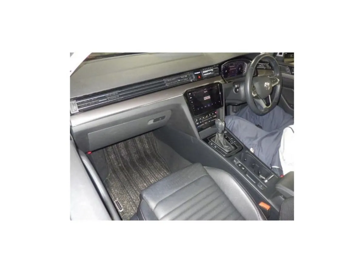 Volkswagen Passat 2.0 TDI ALLTRACK 4MOTION ADVANCE - Image 2