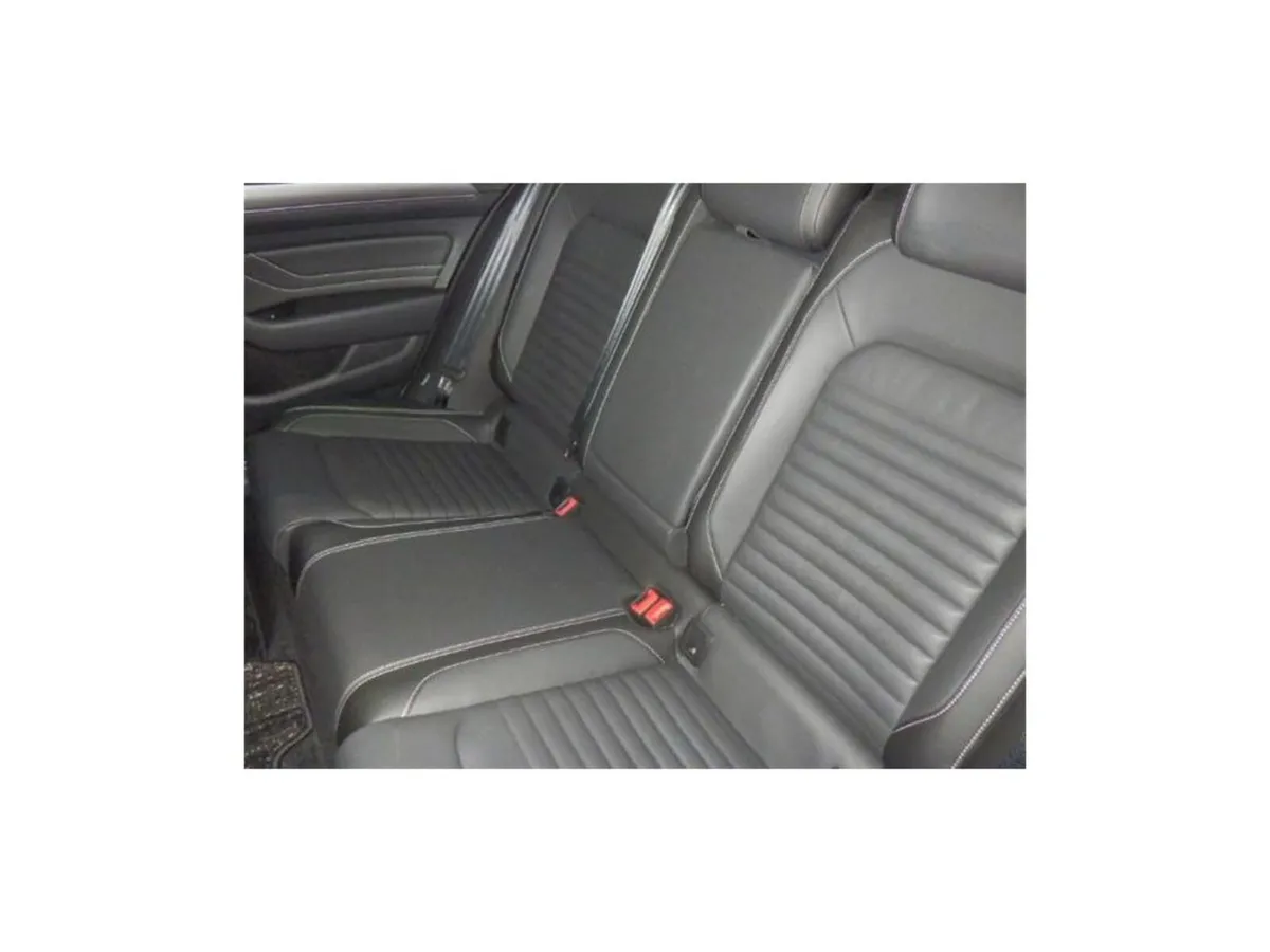 Volkswagen Passat 2.0 TDI ALLTRACK 4MOTION ADVANCE - Image 4