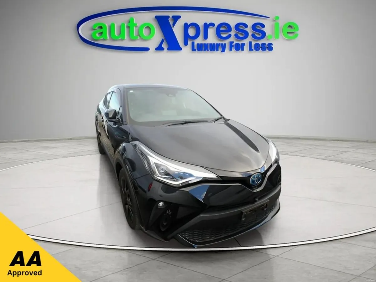 Toyota C-HR HIGH SPEC LEATHER PACK 1.8 Hybrid G MO - Image 1