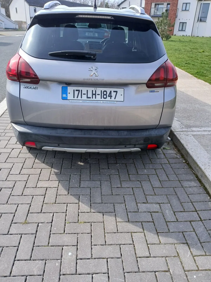 Peugeot 2008 2017 - Image 1