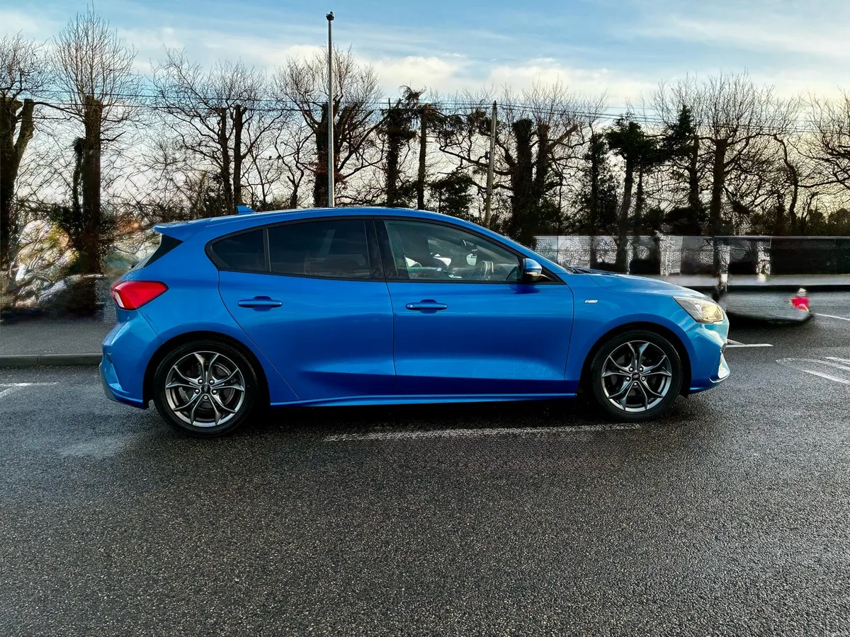 Ford Focus ST-Line - Blue, High Spec - Image 1