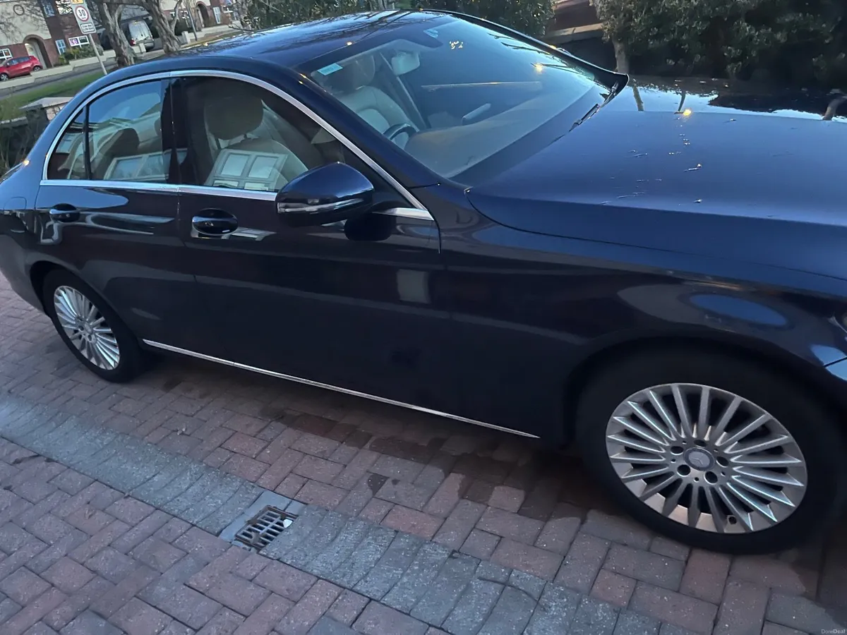 Mercedes-Benz C-Class 2017 - Image 1