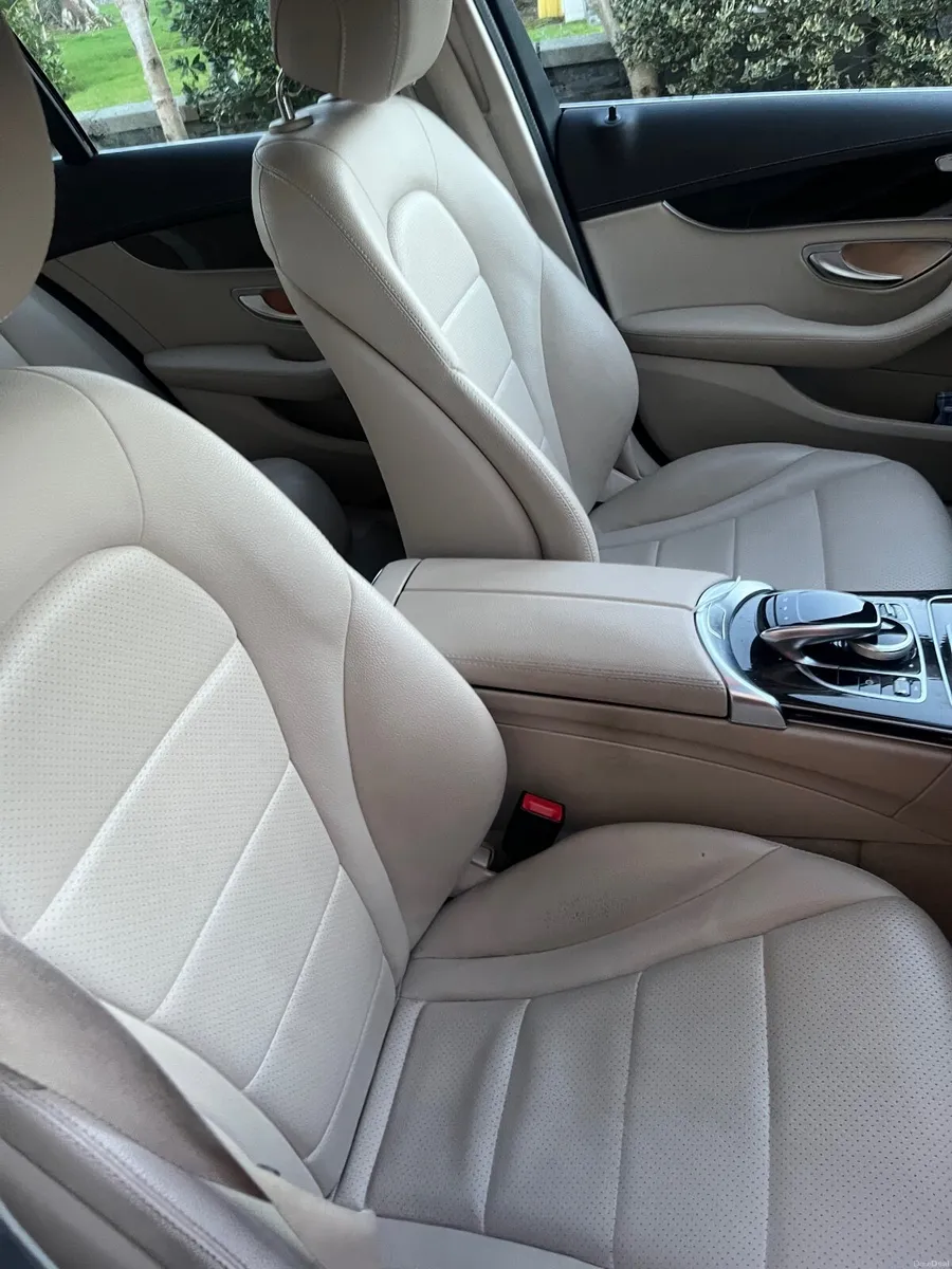 Mercedes-Benz C-Class 2017 - Image 3