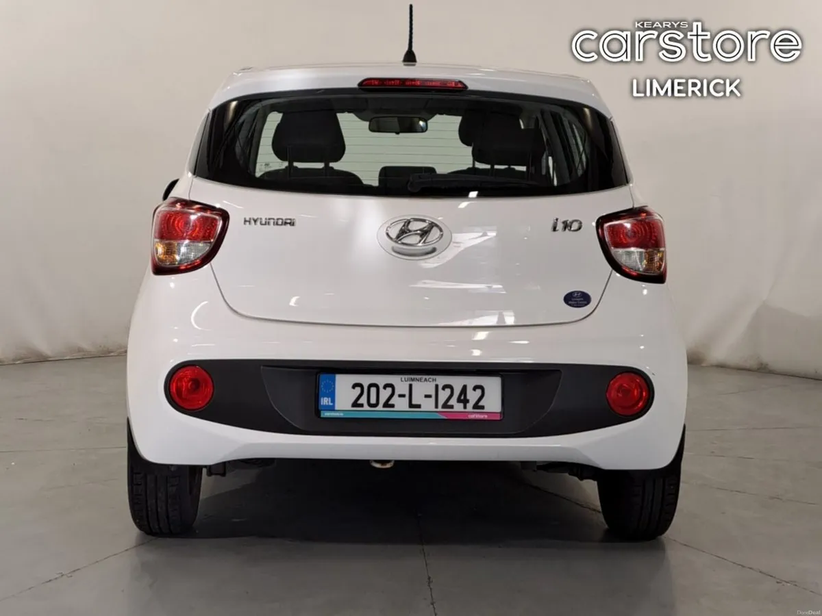Hyundai i10 1.0 Deluxe - Image 4