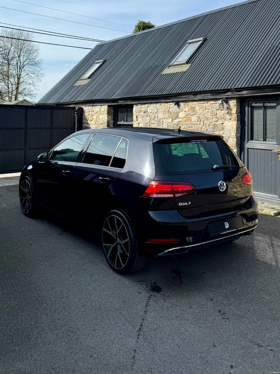 2018 VOLKSWAGEN GOLF HIGHLINE AUTO 1.2 TSI - Image 4