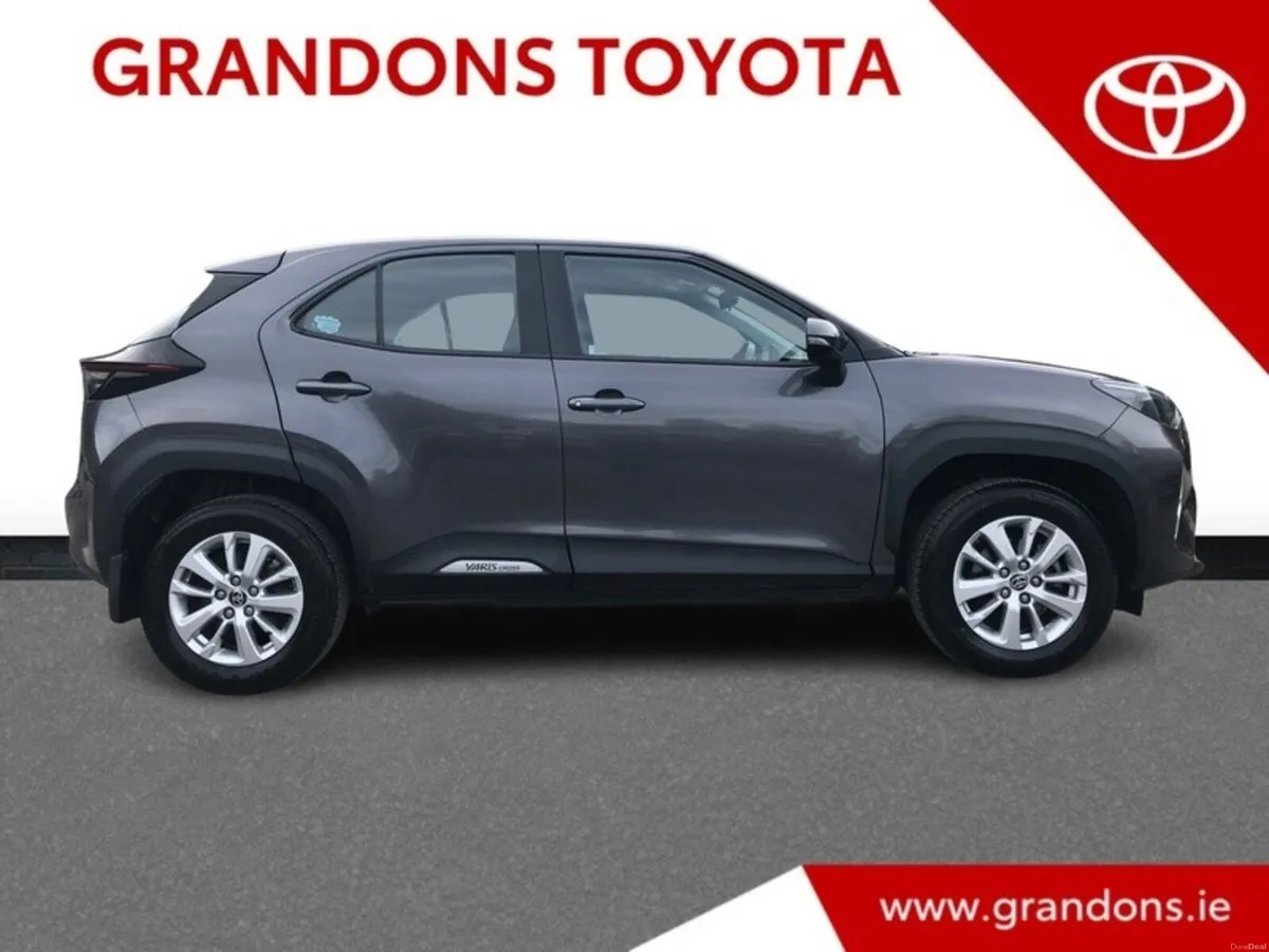 Toyota Yaris Cross LUNA - GRANDONS - Image 3