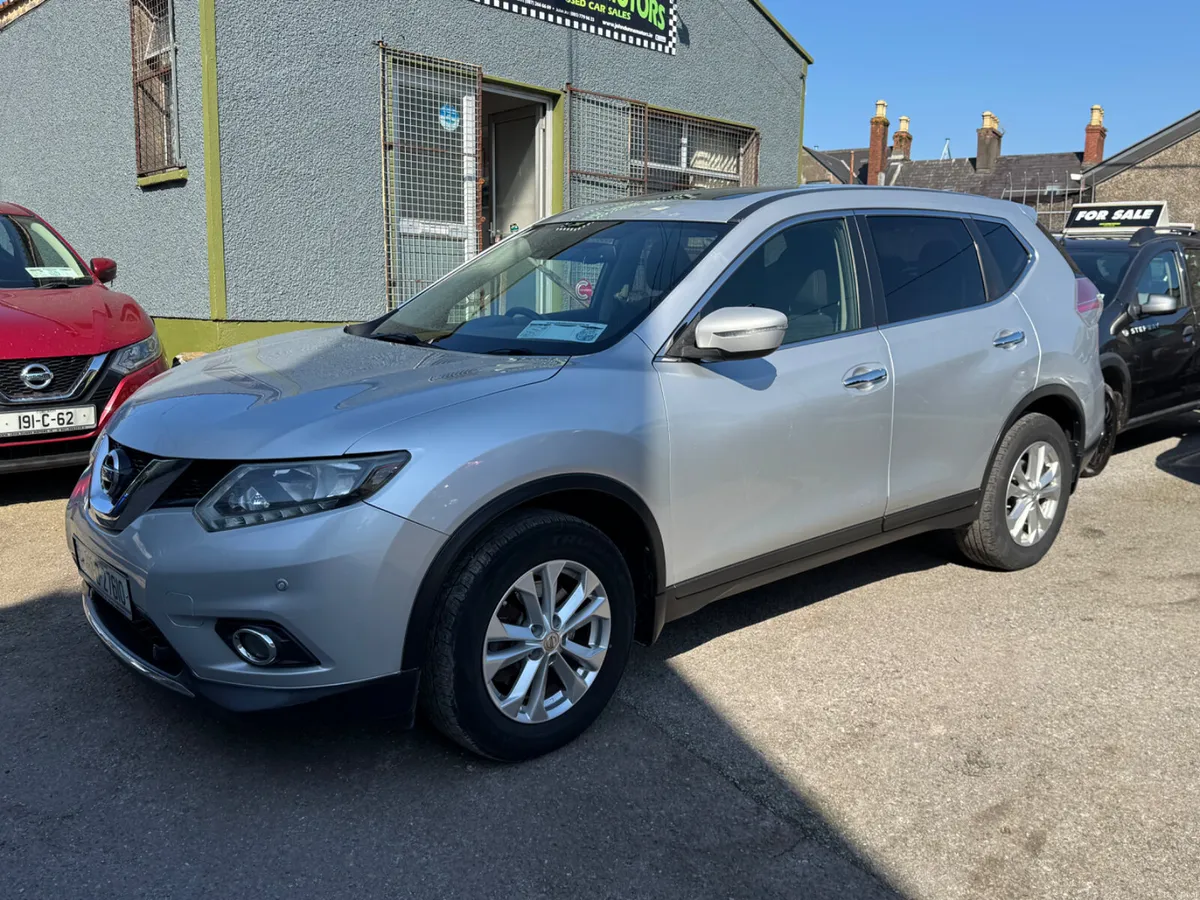 Nissan X-Trail 7 Seater Automatic - Image 2