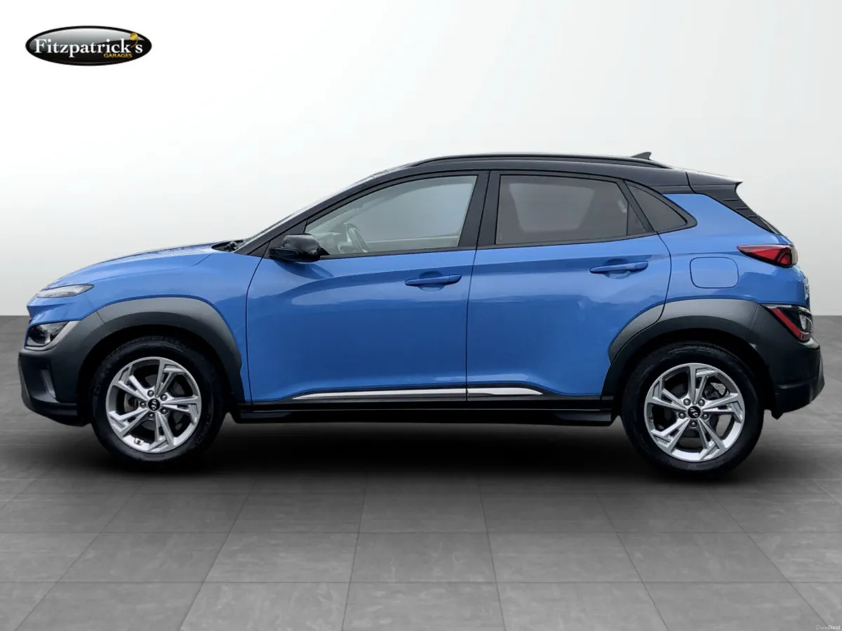 Hyundai Kona Executive 1.0 Petrol w/Black Roof - Image 4