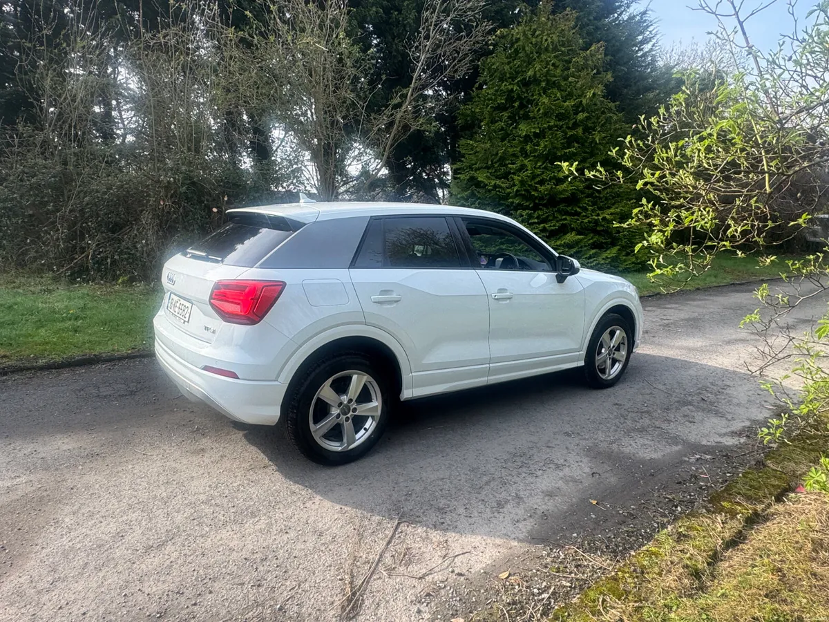 18 Audi Q2 1.4 AUTOMATIC - Image 2