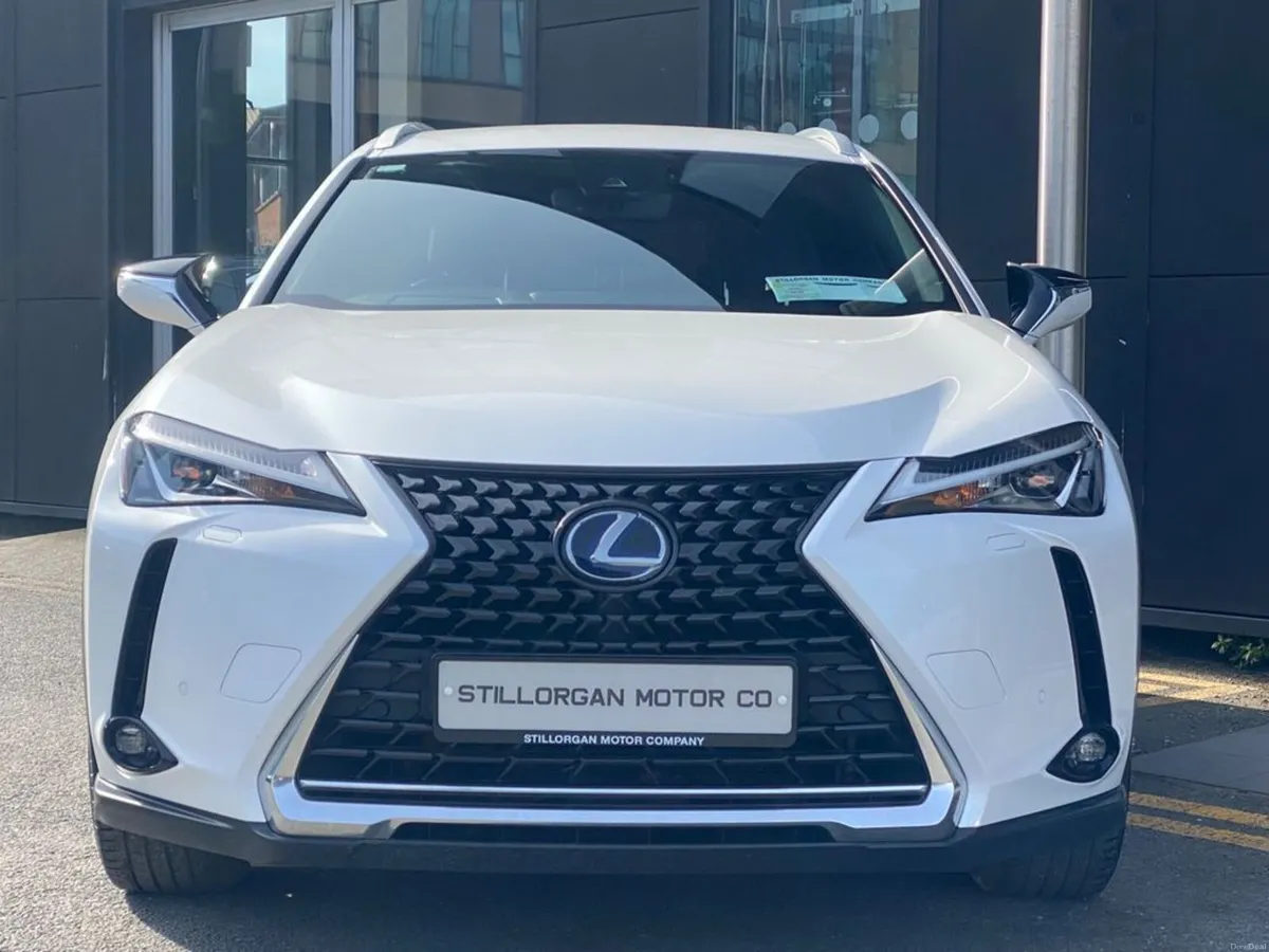 Lexus UX Hybrid Auto - Image 2
