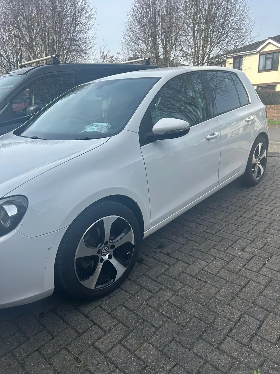 VW Golf 2.0 Litre Diesel - Image 3