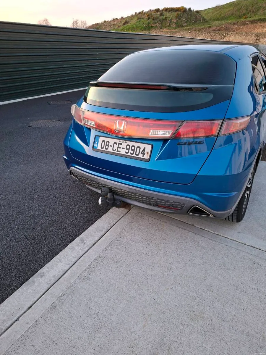 Honda Civic - Image 4