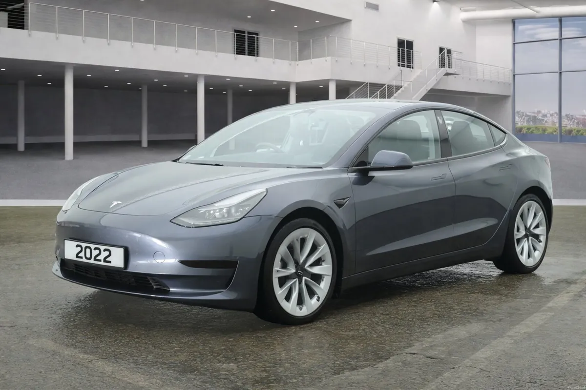 2022 Tesla Model 3 RWD LOW MILEAGE - Image 1