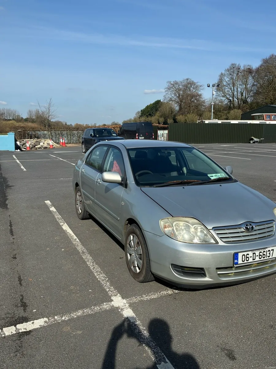 Toyota Corolla - Image 2