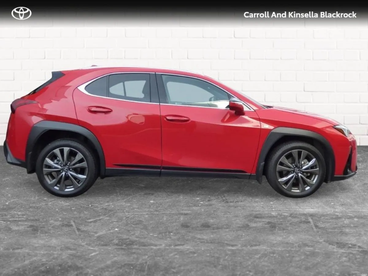 Lexus UX 300h Hybrid F Sport Design - Image 3