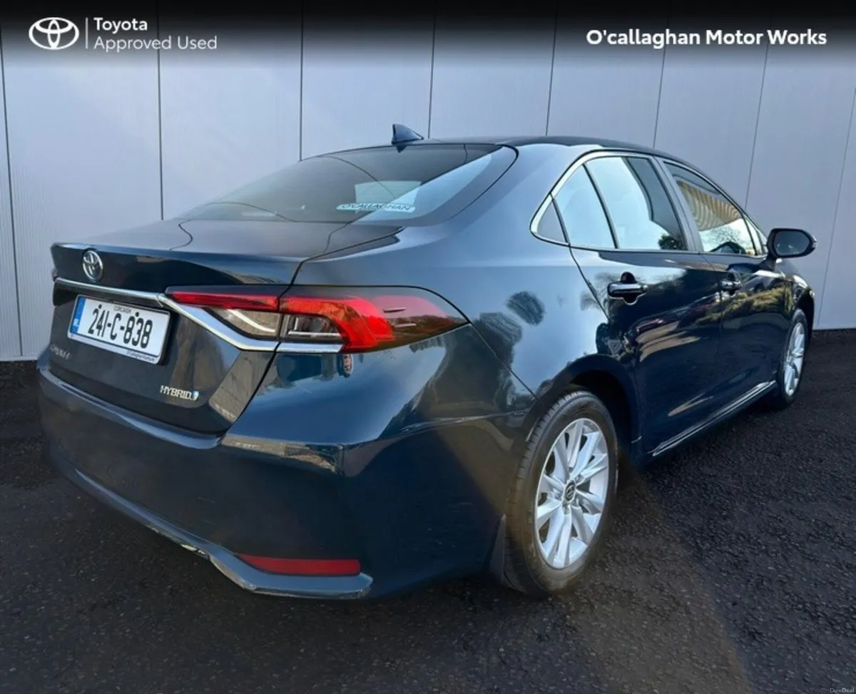 Toyota Corolla LUNA SALOON 4DR AUTO - Image 4