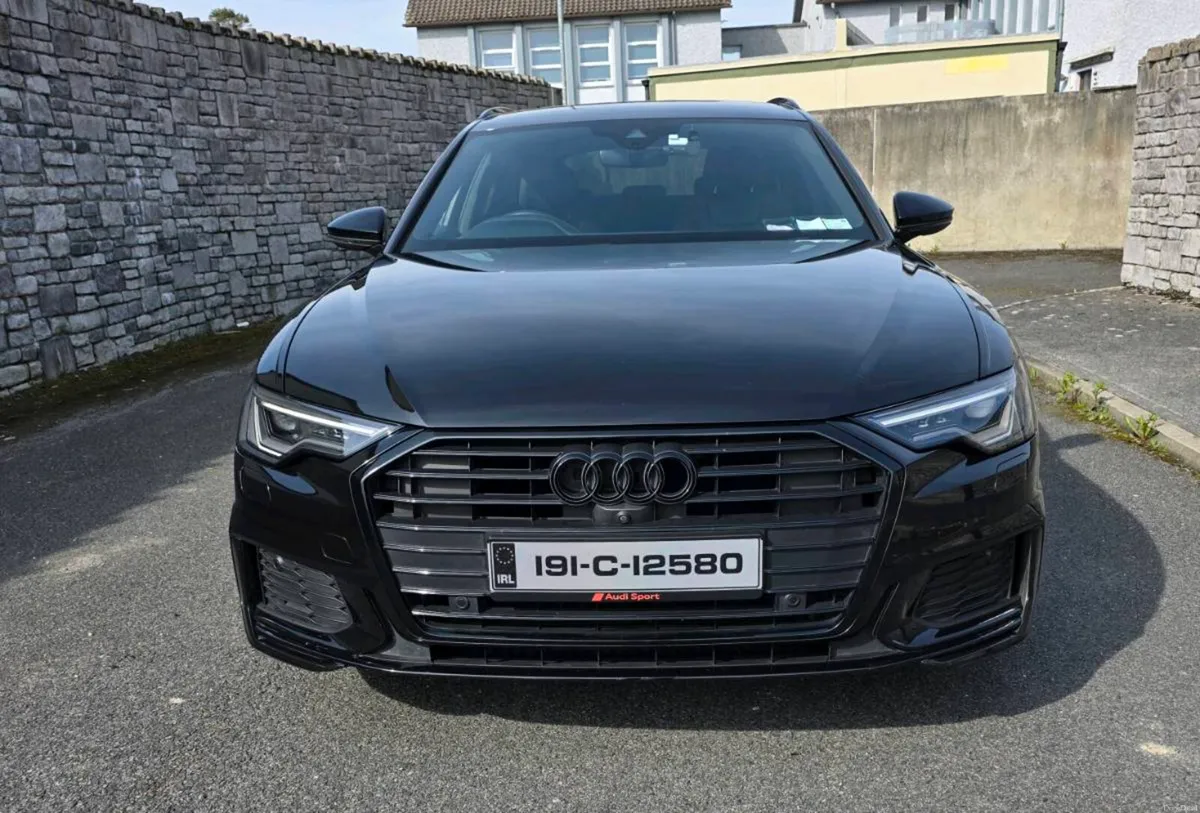 Audi A6 Avant Black Edition only 33k miles - Image 4