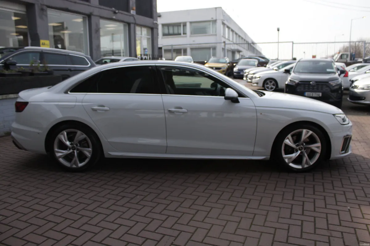 AUDI A4 2.0 QUATTRO 5DR AUTOMATIC ESTATE - Image 3