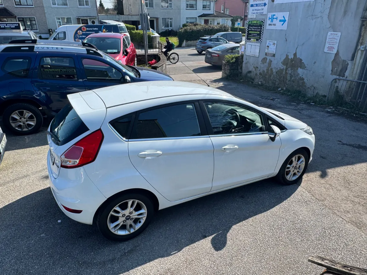 Ford Fiesta nice car - Image 6