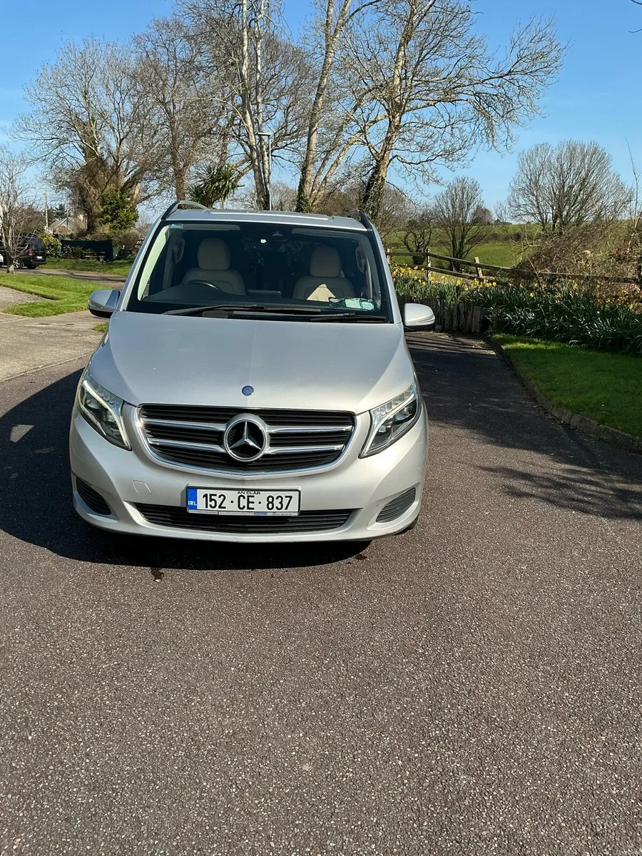 151 Mercedes-Benz v-class - Image 1