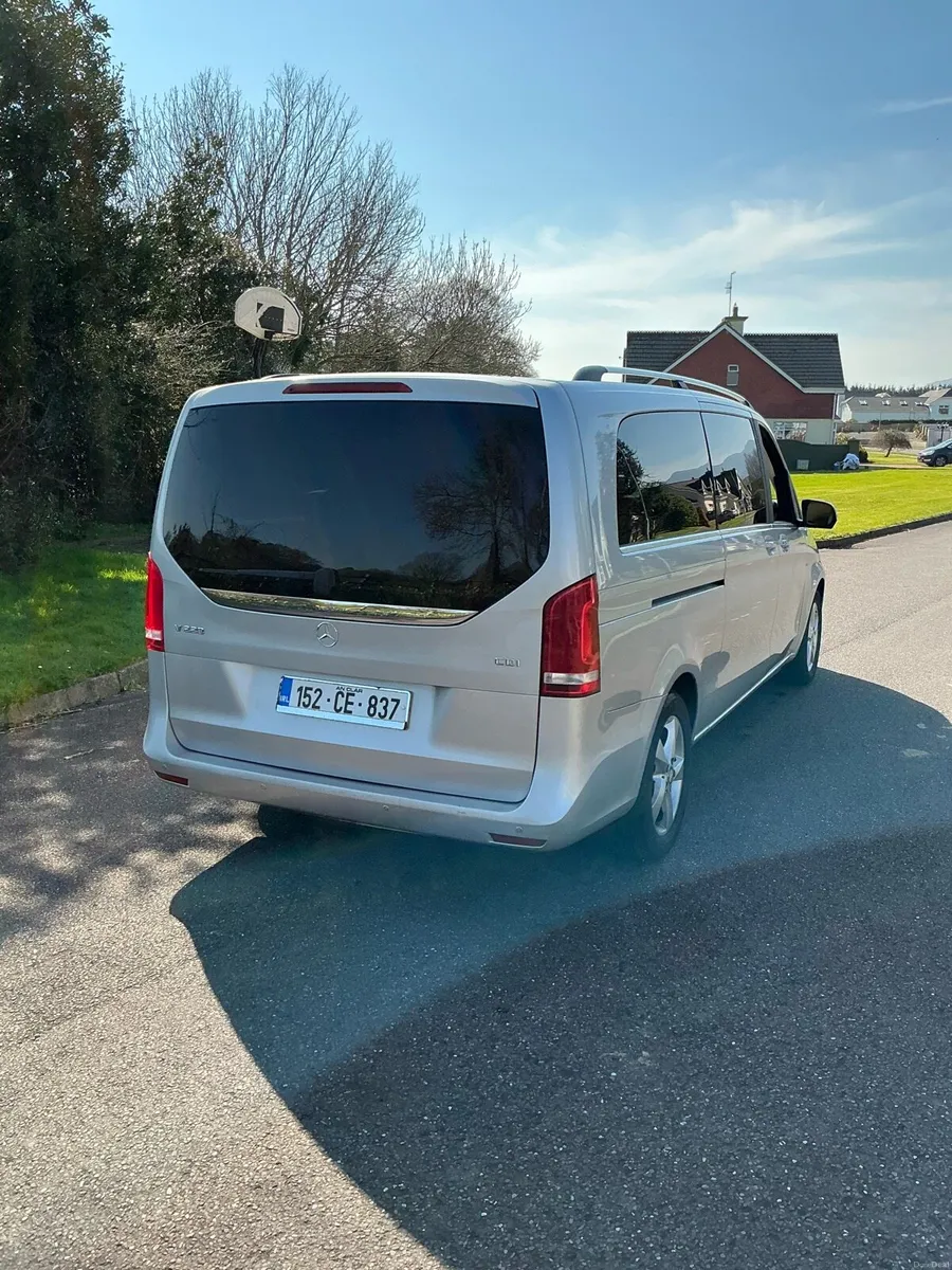 151 Mercedes-Benz v-class - Image 3