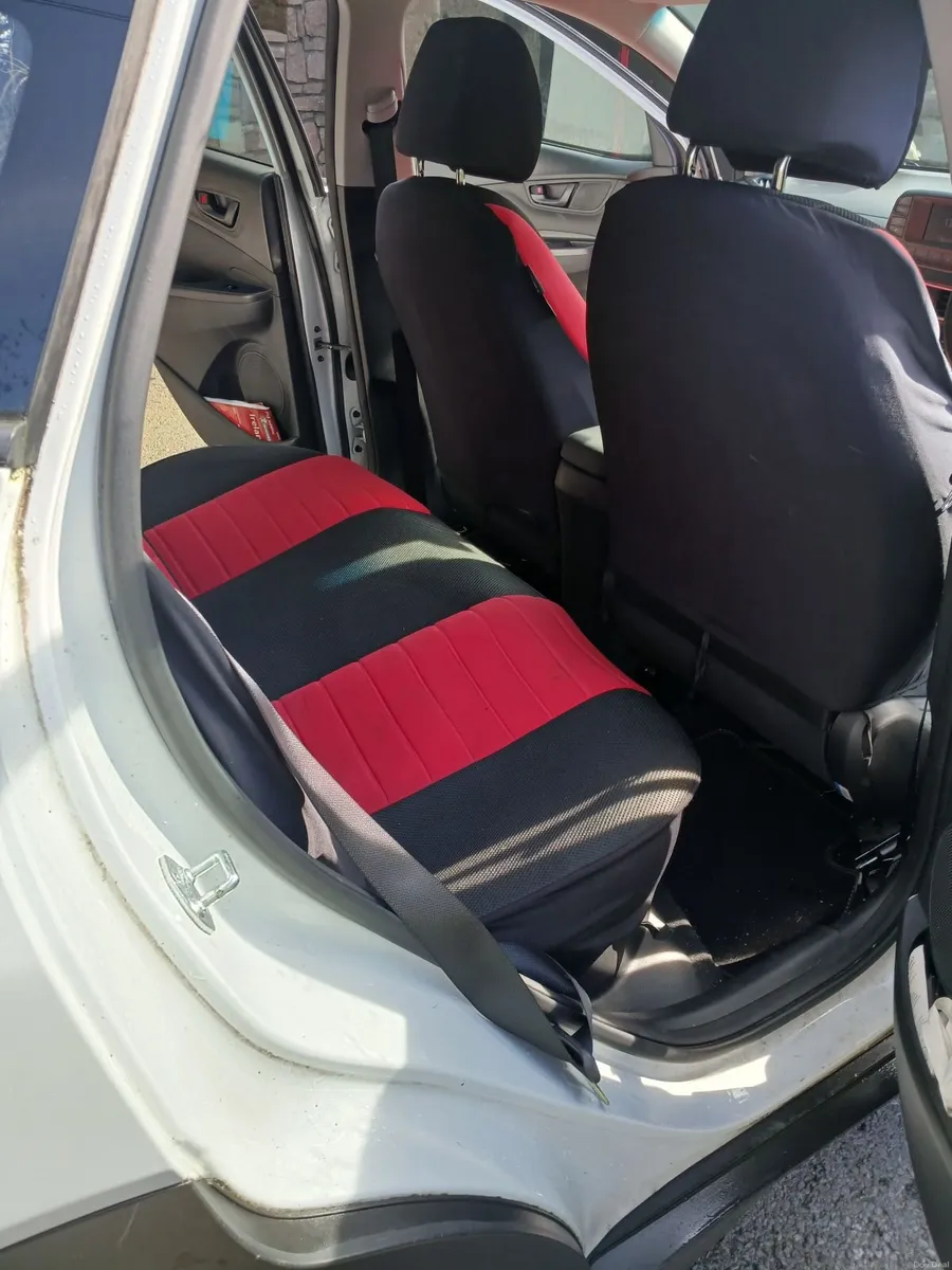 Hyundai KONA 2021 - Image 3