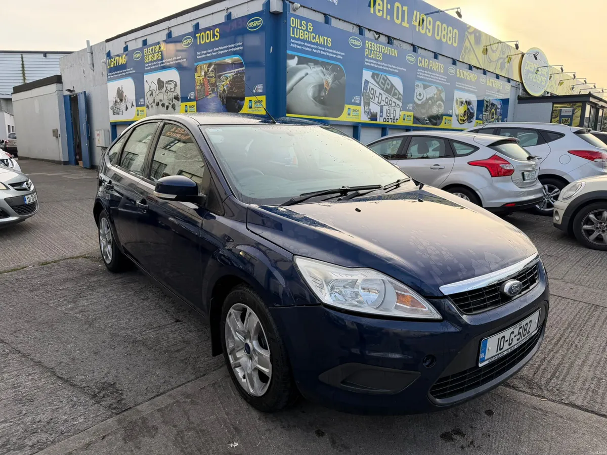 Ford Focus 2010 - Image 3