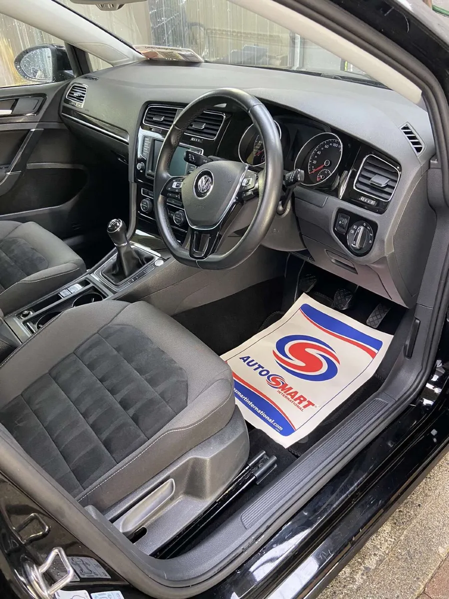 Volkswagen Golf 2016 - Image 1