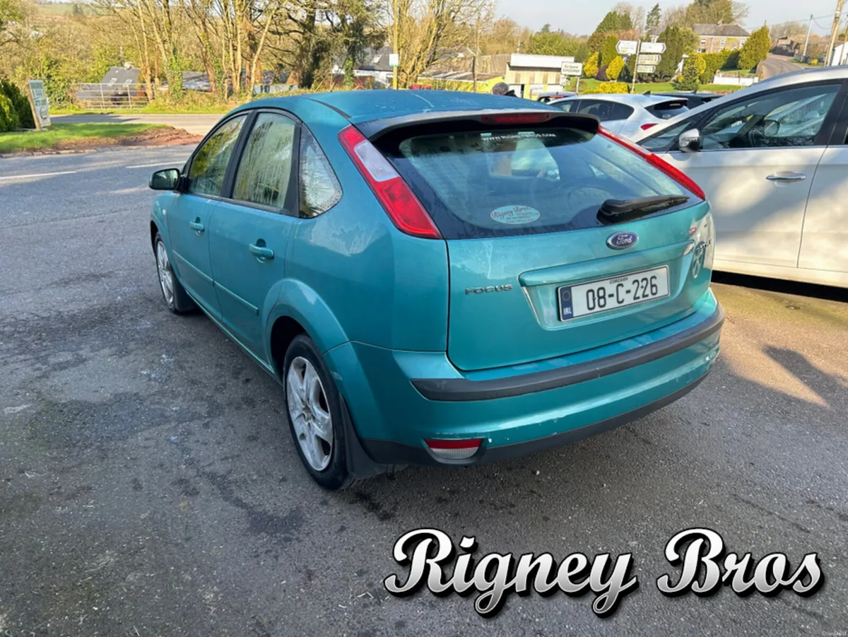 Ford Focus STYLE 1.4 80PS 5DR - Image 4