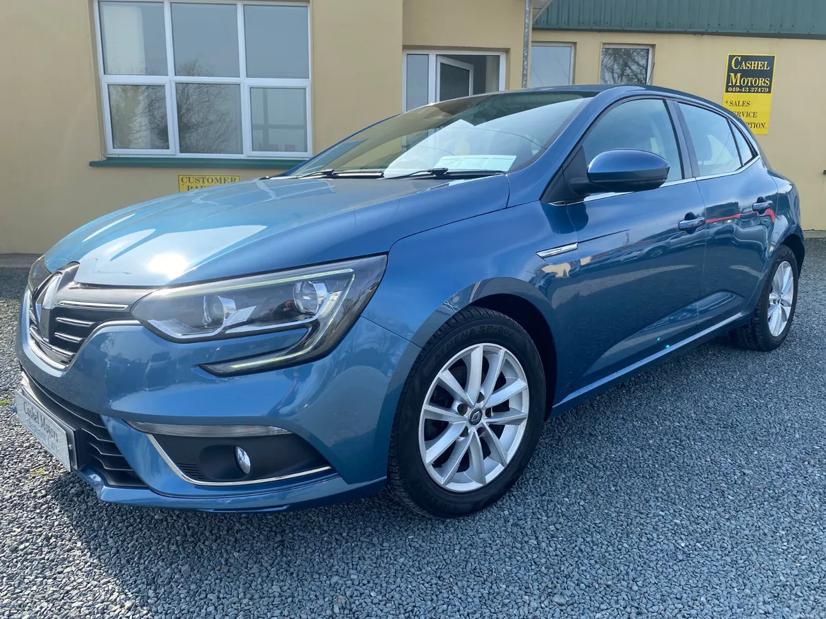 Renault Megane 2017 - Image 1