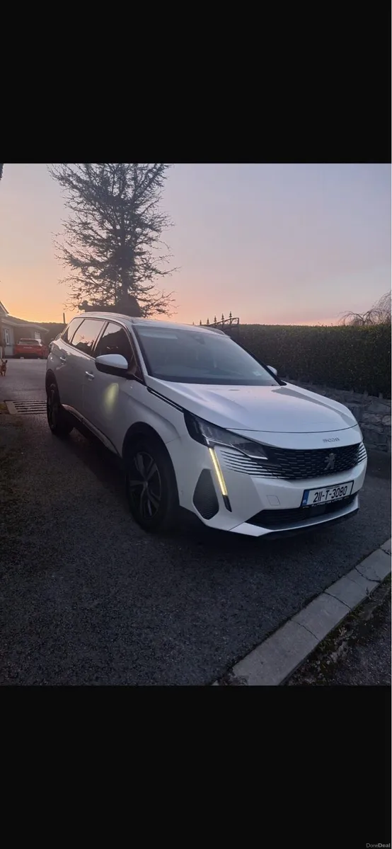 Peugeot 5008 Allure Premium HDI 7 seat - Image 3