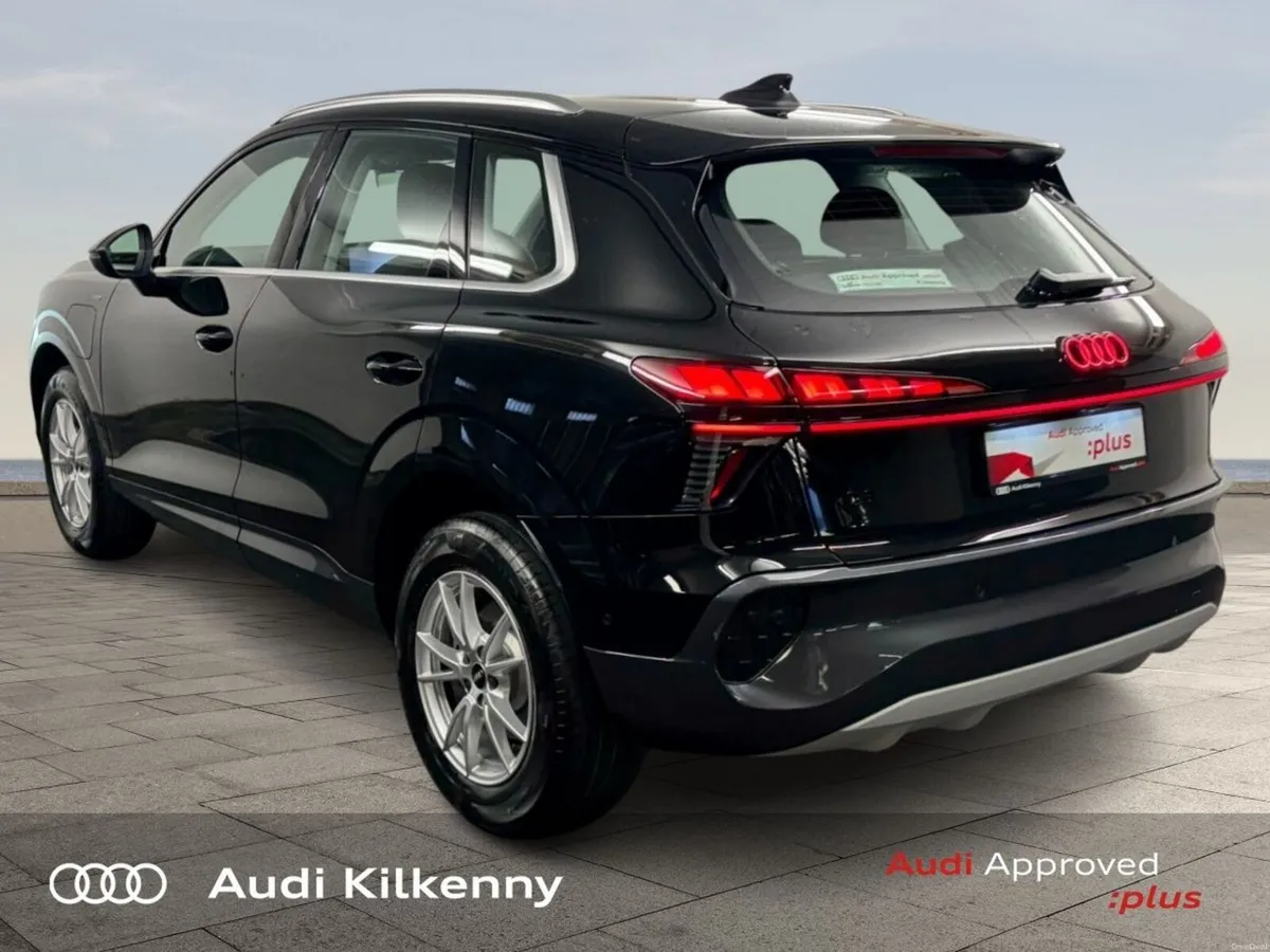 Audi Q3 E-HYBRID (Up to 120km Electric Range) 270 - Image 5