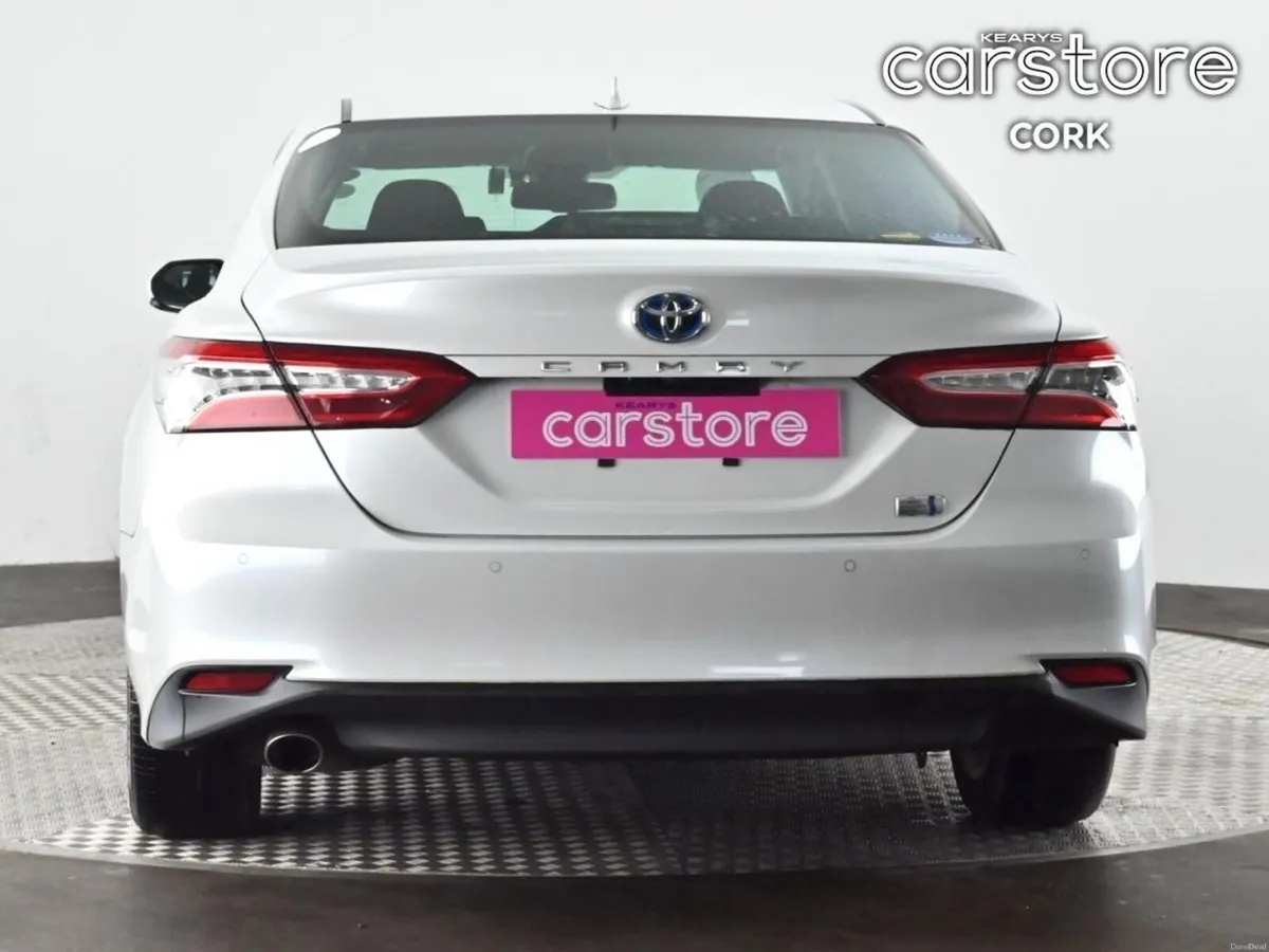 Toyota Camry 2.5 Camry Hybrid - Image 4