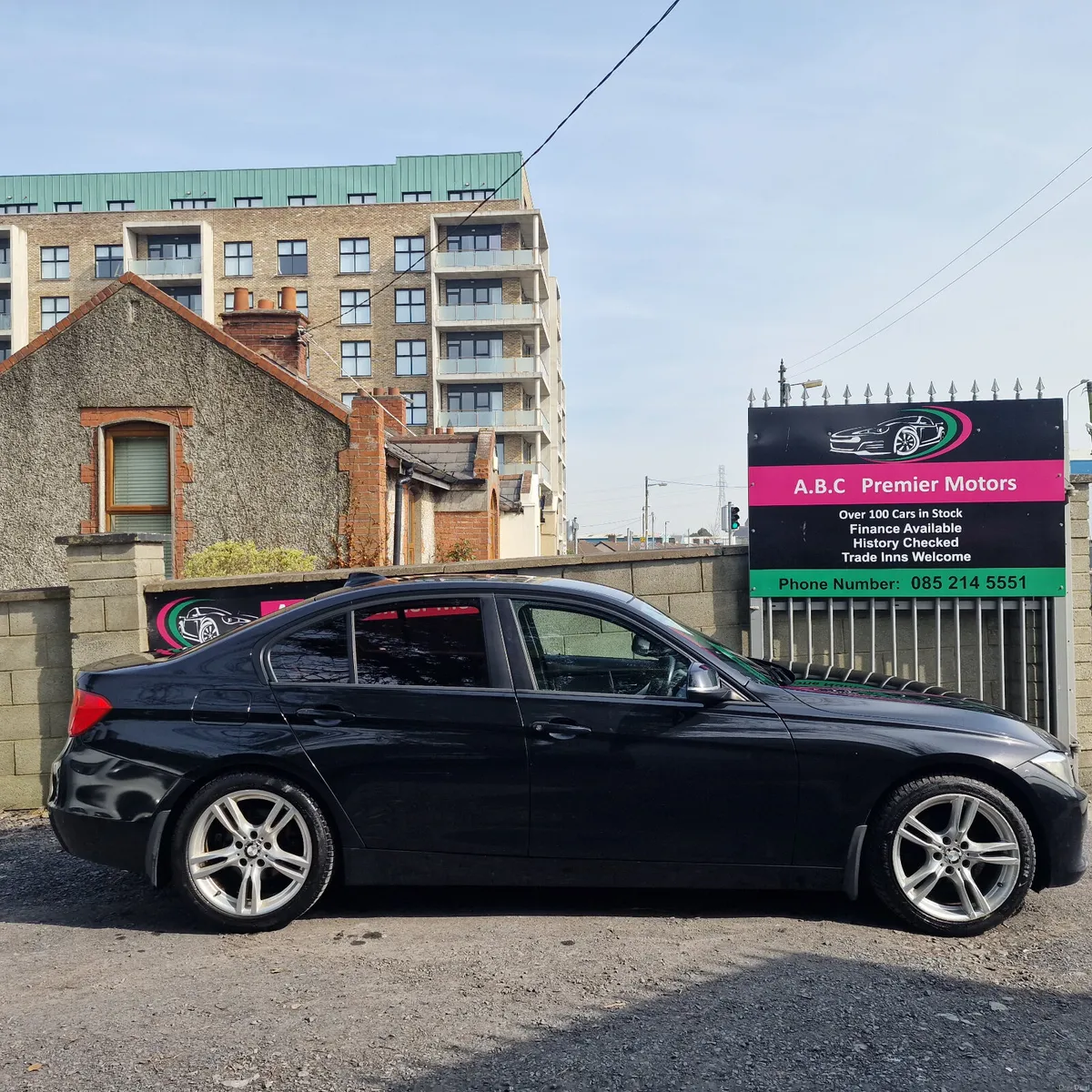 BMW 3-Series 2013 Automatic - Image 3