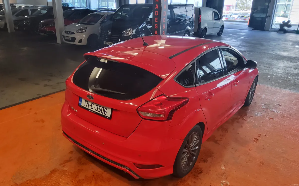 Ford Focus 2017 - Image 3