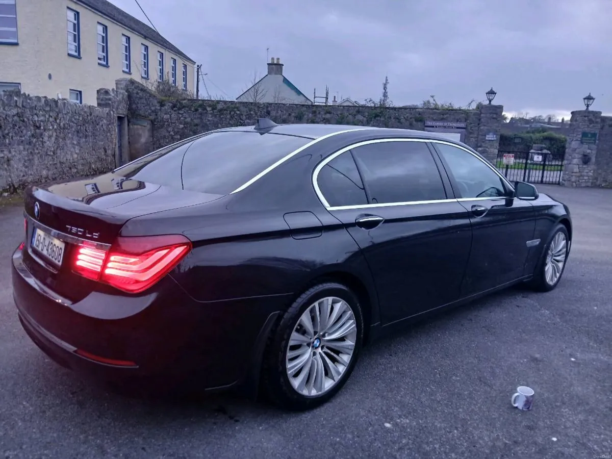 BMW 730 Ld NCT 03/27 MINT CONDITION - Image 4