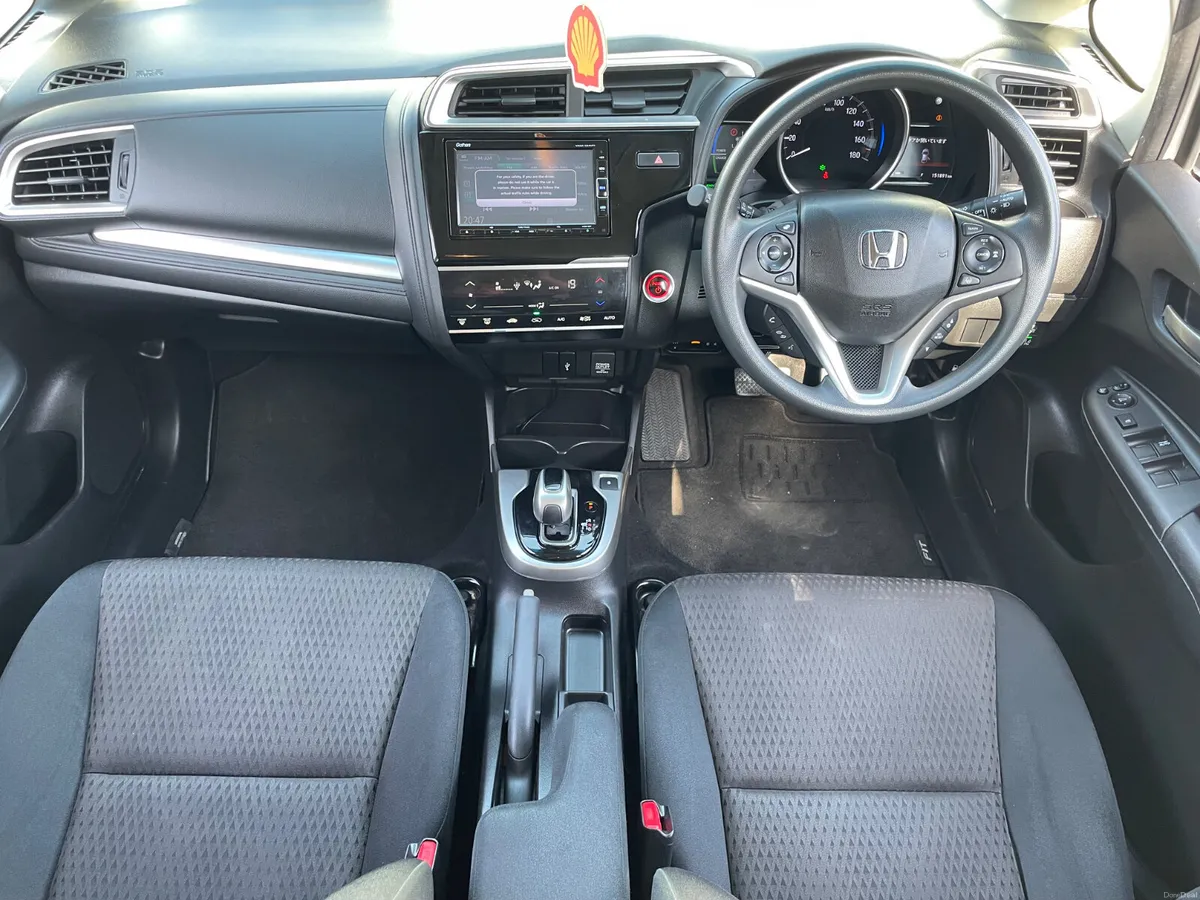 AUTO - HYBRID - LOW TAX - NEW NCT - BLUETOOTH - Image 3