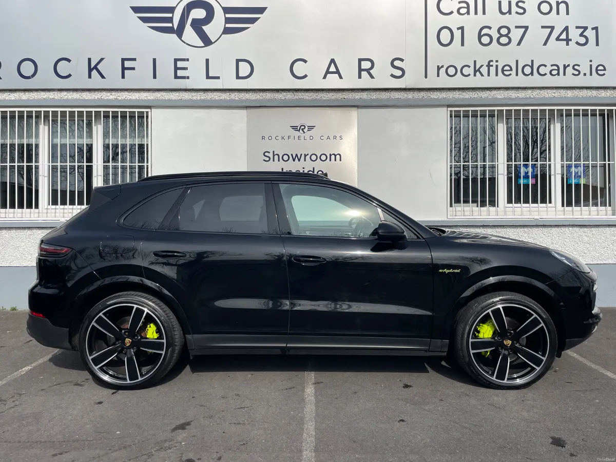 3.0 V6 PLATINUM EDITION - SUNROOF - APPLE PLAY - - Image 6