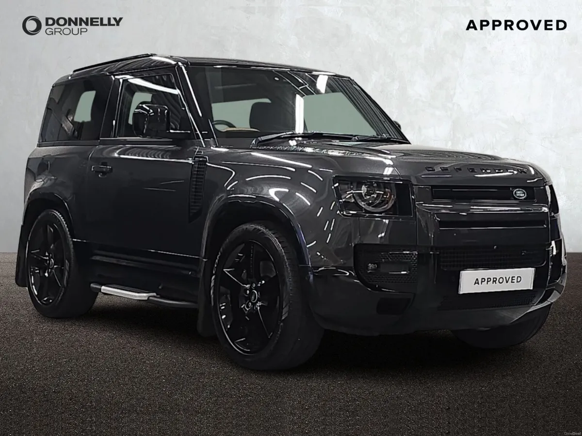 Land Rover Defender Diesel Estate X-Dynamic HSE - Image 1