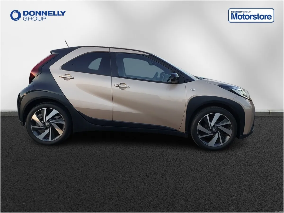 Toyota Aygo X Hatchback Exclusive - Image 3